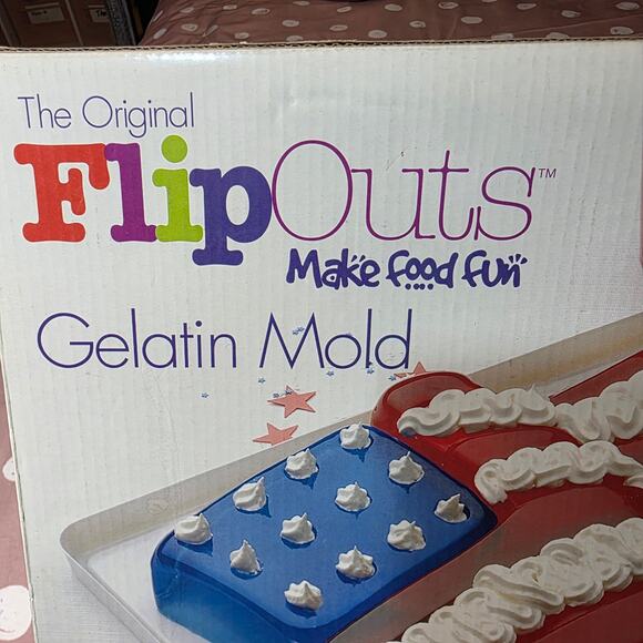 Flip out jello mold American flag desert set includes tray to flip on and serve - Picture 3 of 12